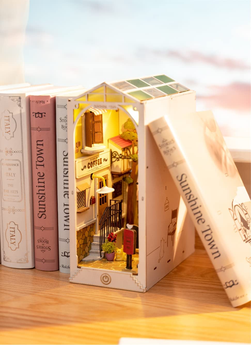 Book Nook Miniature House - DIY Wooden Sakura Densya Bookshelf Insert